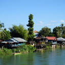 maisons-sur-les-bords-du-mekong-laos
