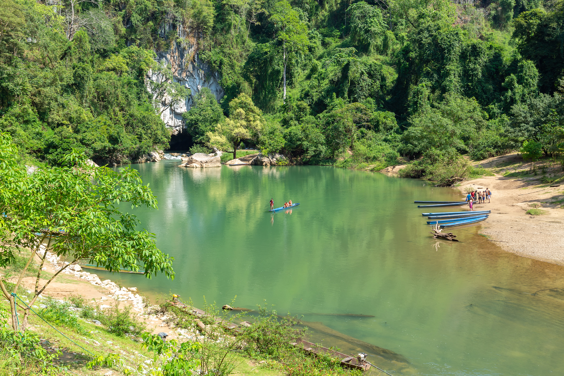 cave kong lor laos
